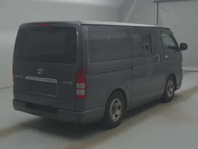 Toyota HIACE VAN  с аукциона в Японии