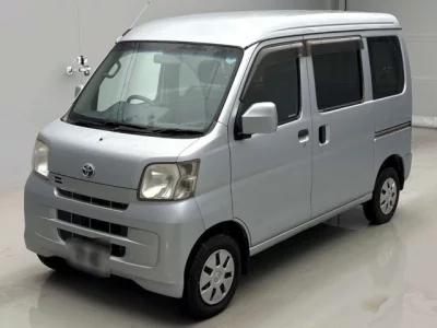 Toyota PIXIS VAN  с аукциона в Японии