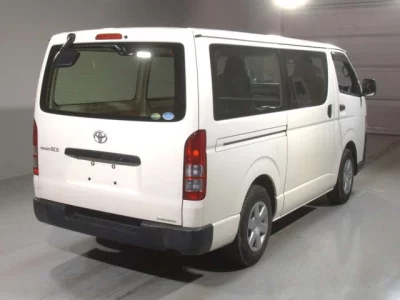Toyota REGIUS ACE VAN