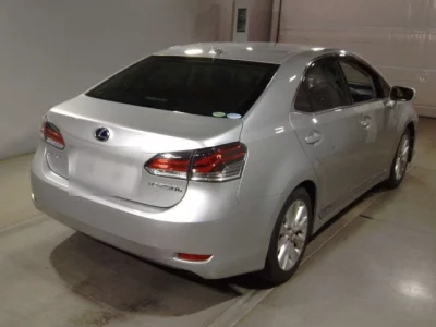 Lexus HS