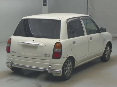 Daihatsu MIRA  с аукциона в Японии