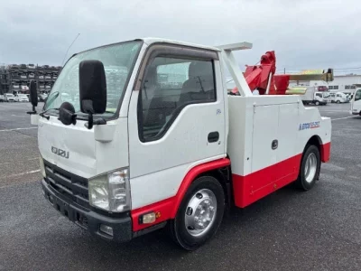Isuzu ELF