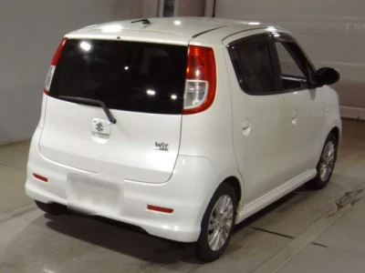 Suzuki MRWAGON