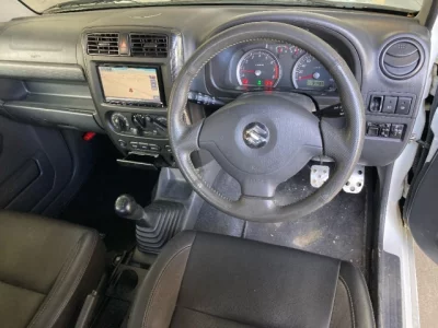 Suzuki Jimny Sierra