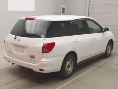 Mitsubishi LANCER VAN