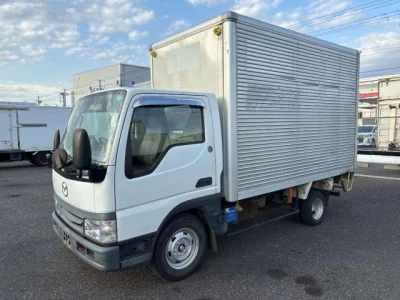 Mazda TITAN  с аукциона в Японии