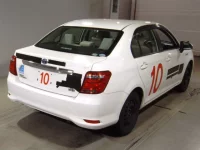 Toyota COROLLA AXIO лот № 132 оценка 3  с аукциона в Японии 1