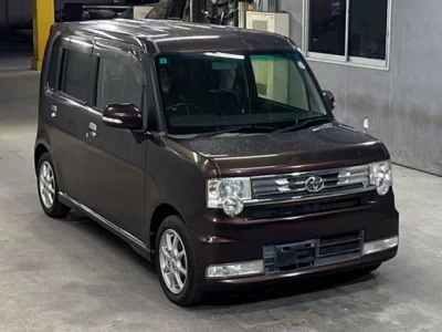Toyota PIXIS SPACE
