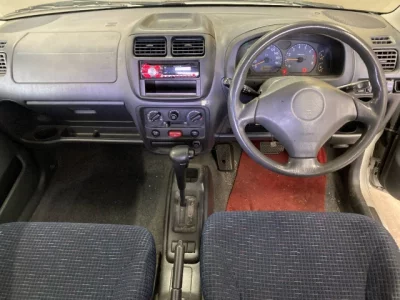 Suzuki SWIFT  с аукциона в Японии