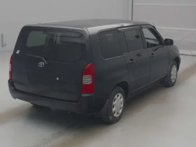 Toyota PROBOX  с аукциона в Японии