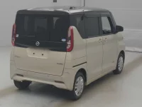 Nissan ROOX лот № 73136 оценка R  с аукциона в Японии 1