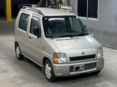 Suzuki WAGON R  с аукциона в Японии