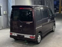 Daihatsu Atrai Wagon лот № 2121 оценка 3.5  с аукциона в Японии 4