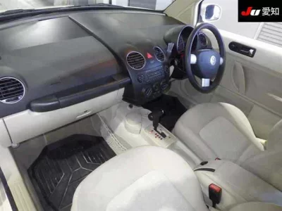 Volkswagen NEW BEETLE