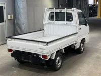 Subaru SAMBAR лот № 2103 оценка 3.5  с аукциона в Японии 4