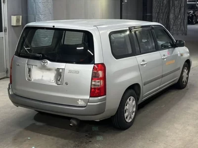 Toyota SUCCEED  с аукциона в Японии