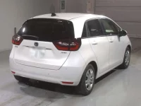 Honda FIT лот № 2263 оценка 3.5  с аукциона в Японии 1