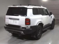 Toyota LAND CRUISER лот № 2270 оценка 5  с аукциона в Японии 1