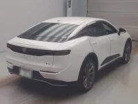 Toyota CROWN CROSSOVER лот № 242 оценка RA  с аукциона в Японии 1