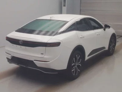 Toyota CROWN CROSSOVER