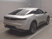 Toyota CROWN CROSSOVER лот № 50133 оценка R  с аукциона в Японии 1