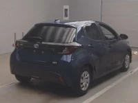 Toyota YARIS лот № 50128 оценка R  с аукциона в Японии 1