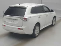 Mitsubishi OUTLANDER лот № 70432 оценка R  с аукциона в Японии 1