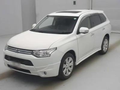 Mitsubishi OUTLANDER  с аукциона в Японии