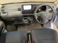 Toyota PIXIS VAN лот № 1121 оценка 3  с аукциона в Японии 2