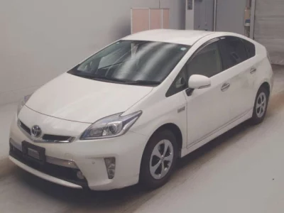Toyota PRIUS PHV