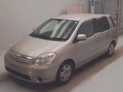 Toyota RAUM