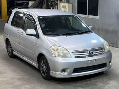Toyota RAUM
