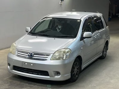 Toyota RAUM