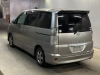 Toyota VOXY лот № 2200 оценка 3  с аукциона в Японии 1
