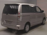 Toyota VOXY лот № 80673 оценка R  с аукциона в Японии 1