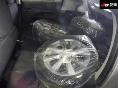 Mitsubishi MIRAGE  с аукциона в Японии