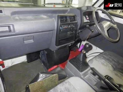 Mitsubishi MINICAB TRUCK  с аукциона в Японии