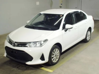Toyota COROLLA AXIO  с аукциона в Японии