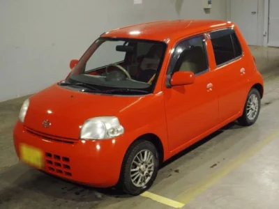 Daihatsu Esse