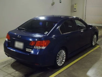 Subaru LEGACY B4  с аукциона в Японии