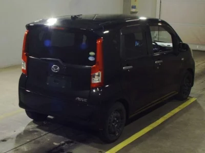 Daihatsu MOVE  с аукциона в Японии