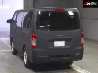 Isuzu COMO лот № 20020 оценка 3.5  с аукциона в Японии 1