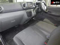 Isuzu COMO лот № 20020 оценка 3.5  с аукциона в Японии 2