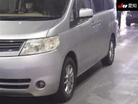 Nissan SERENA лот № 30100 оценка 3.5  с аукциона в Японии 6