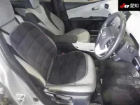 Toyota Prius лот № 30112 оценка 3.5  с аукциона в Японии 5