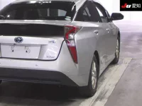 Toyota Prius лот № 30112 оценка 3.5  с аукциона в Японии 7