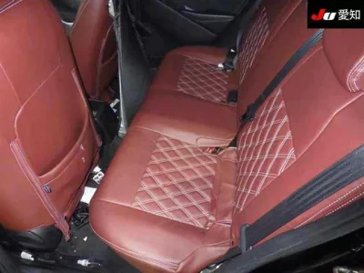 Mazda DEMIO  с аукциона в Японии