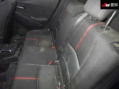 Mazda DEMIO  с аукциона в Японии