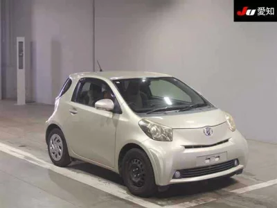 Toyota IQ