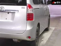 Toyota NOAH лот № 30170 оценка 3.5  с аукциона в Японии 7